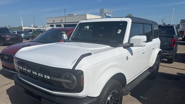 2023 Ford Bronco Base