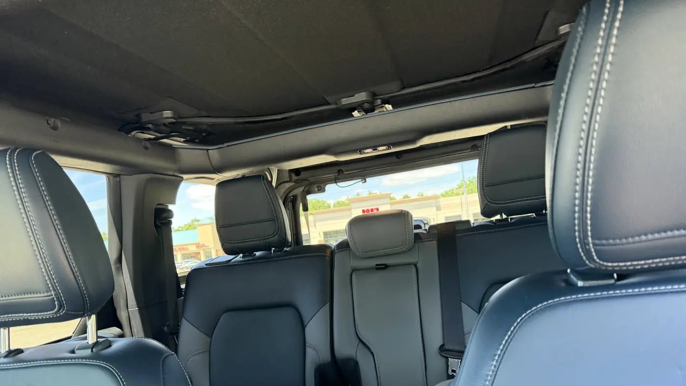 2023 Ford Bronco Base