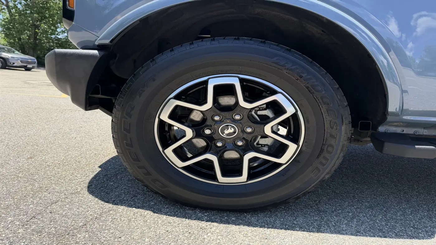 2023 Ford Bronco Base