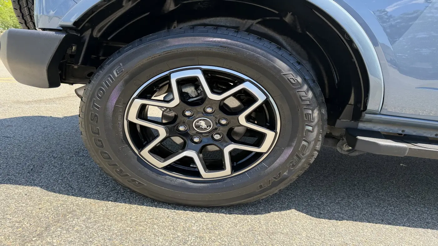 2023 Ford Bronco Base