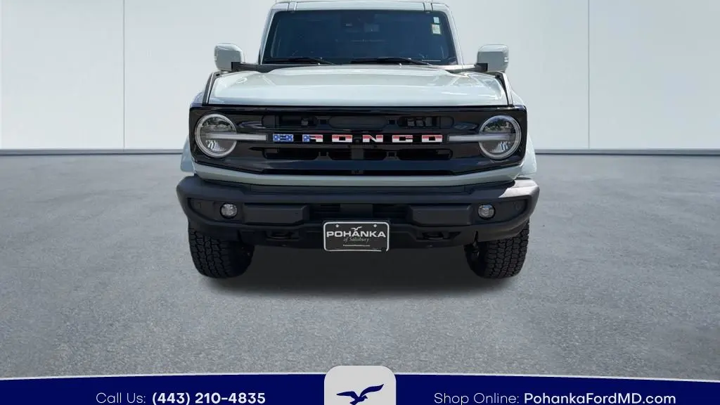 2023 Ford Bronco Base