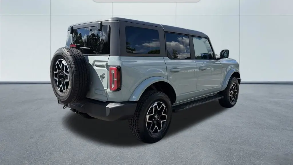 2023 Ford Bronco Base