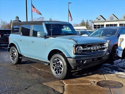 2023 Ford Bronco 4X4 Black Diamond 4DR SUV