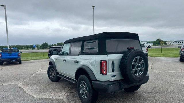 2023 Ford Bronco Base