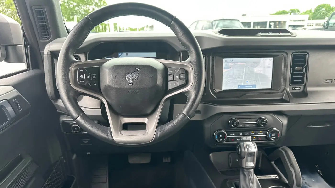 2023 Ford Bronco Base