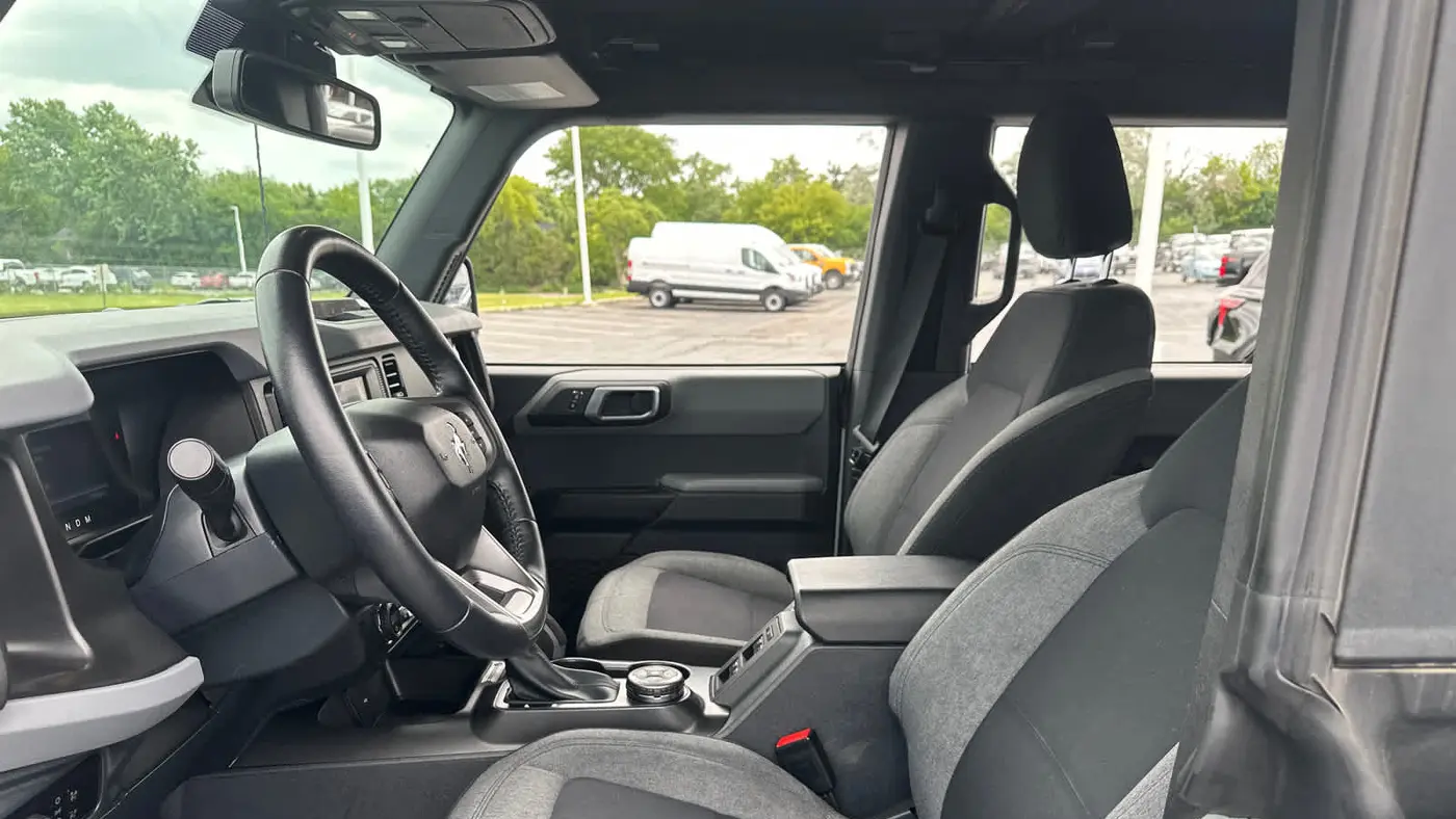 2023 Ford Bronco Base