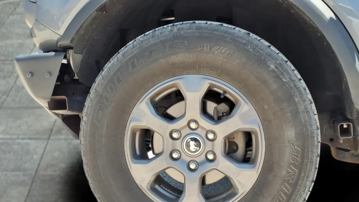 2023 Ford Bronco Base