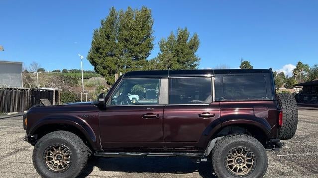 2023 Ford Bronco Base