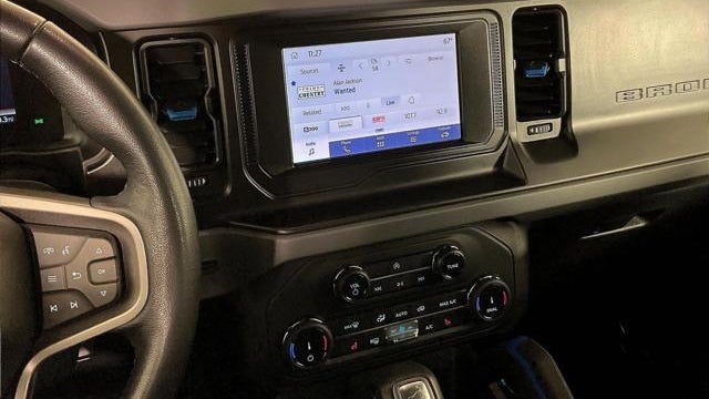 2022 Ford Bronco Base Advanced