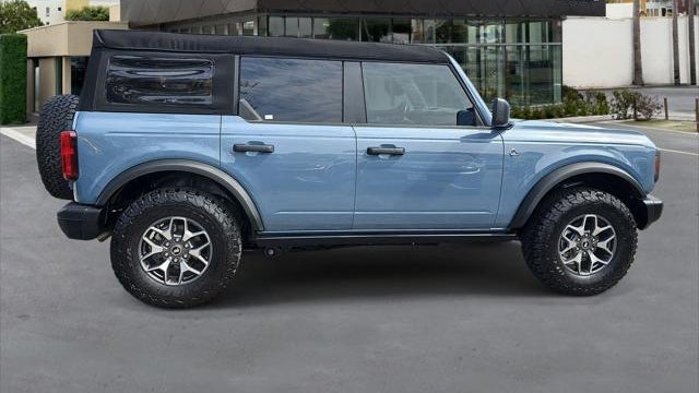 2023 Ford Bronco Base Advanced