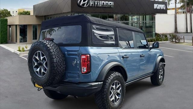 2023 Ford Bronco Base Advanced