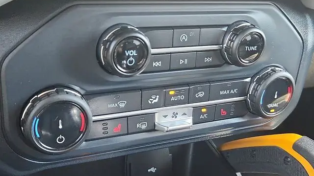 2022 Ford Bronco Base Advanced