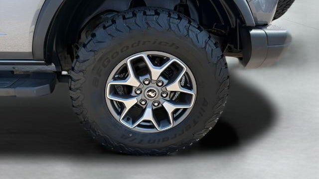 2022 Ford Bronco Base Advanced