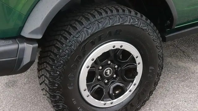 2023 Ford Bronco Base Advanced