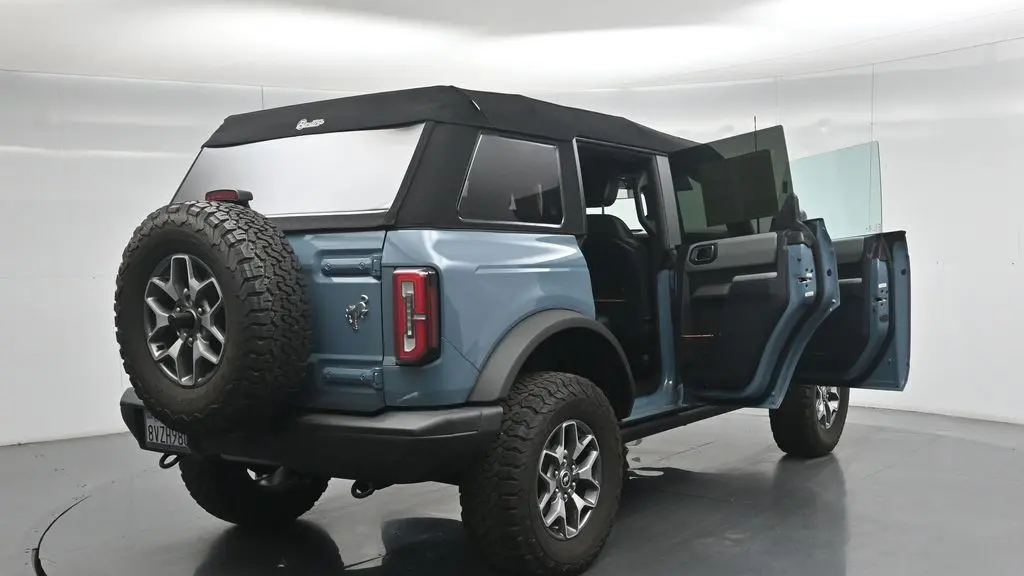 2021 Ford Bronco Badlands Advanced