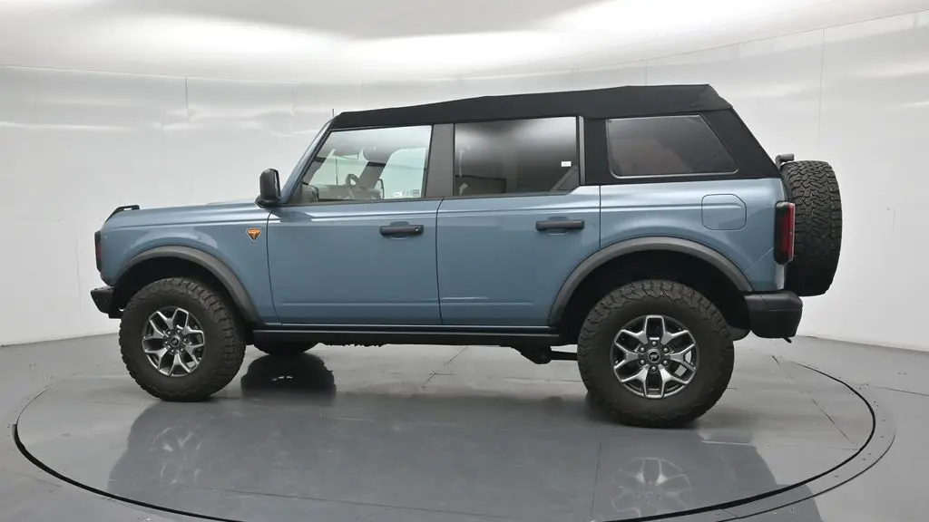 2021 Ford Bronco Badlands Advanced
