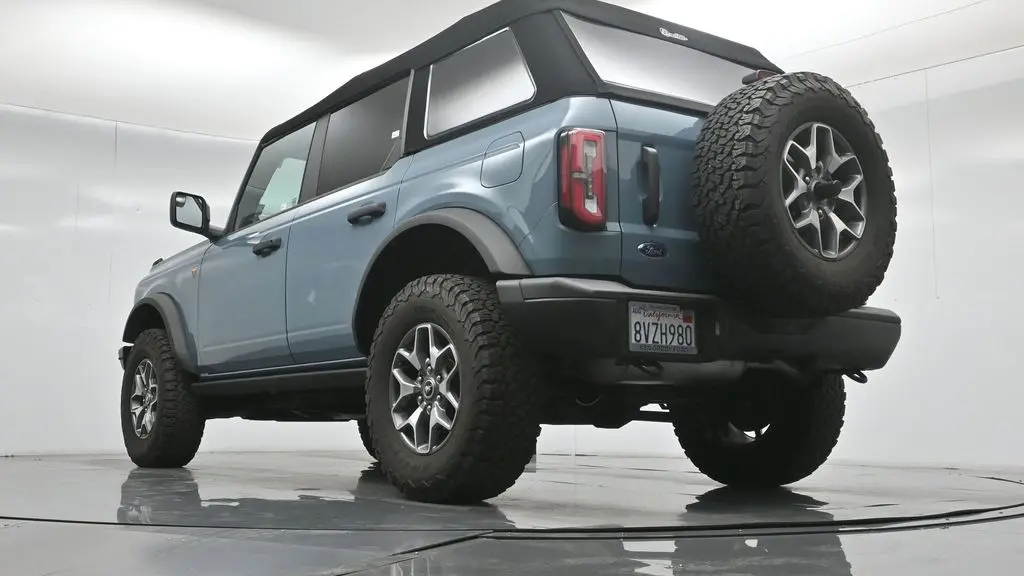 2021 Ford Bronco Badlands Advanced