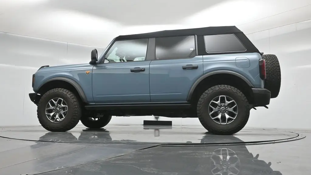 2021 Ford Bronco Badlands Advanced