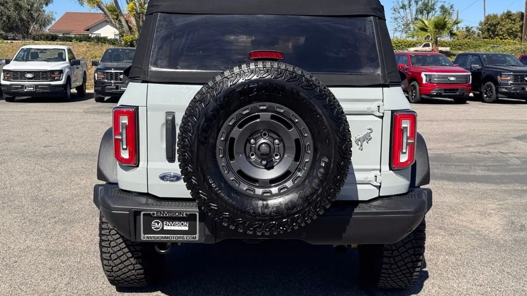 2023 Ford Bronco Base Advanced