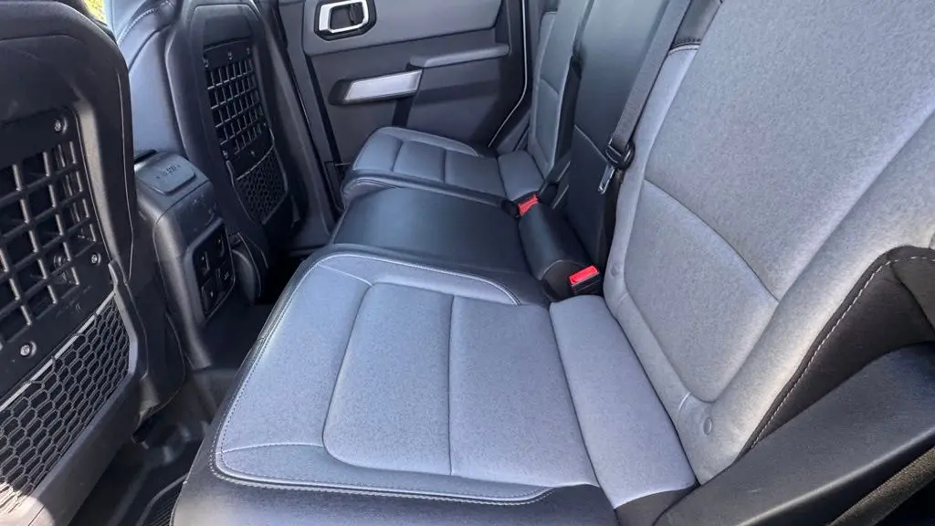 2023 Ford Bronco Base Advanced