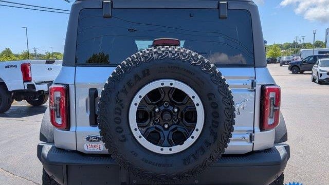 2023 Ford Bronco Base Advanced