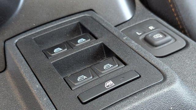 2023 Ford Bronco Base Advanced