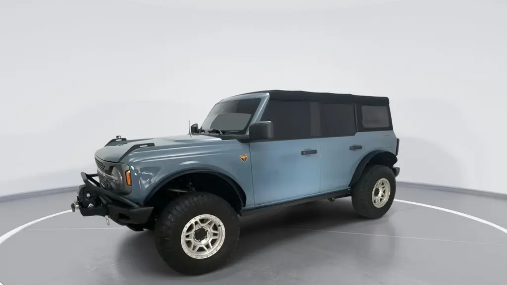 2023 Ford Bronco Base Advanced