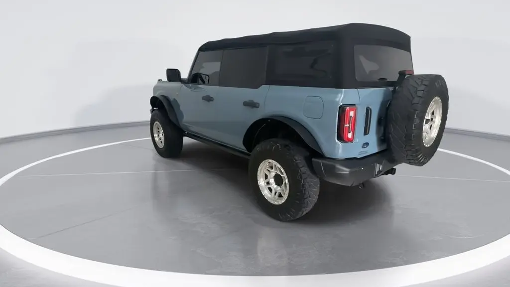 2023 Ford Bronco Base Advanced
