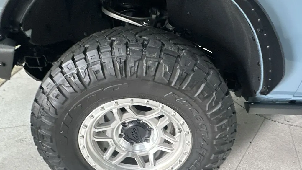 2023 Ford Bronco Base Advanced