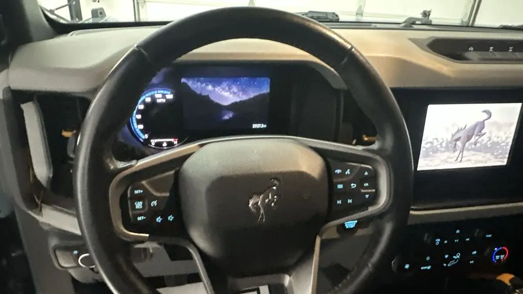 2023 Ford Bronco Base Advanced