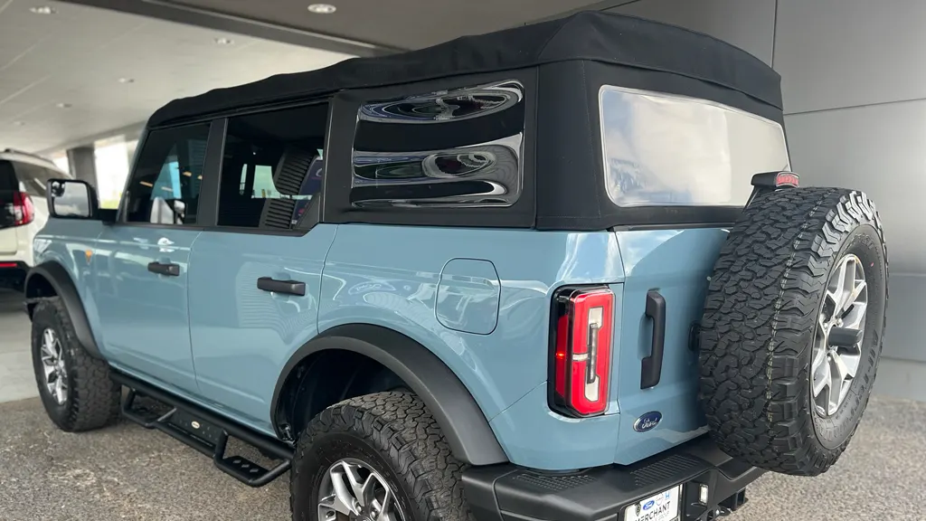2021 Ford Bronco Badlands Advanced