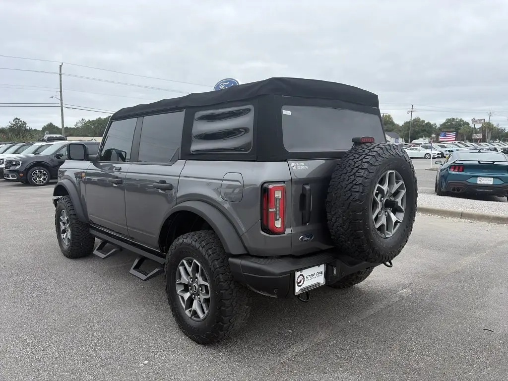 2021 Ford Bronco - $35,530