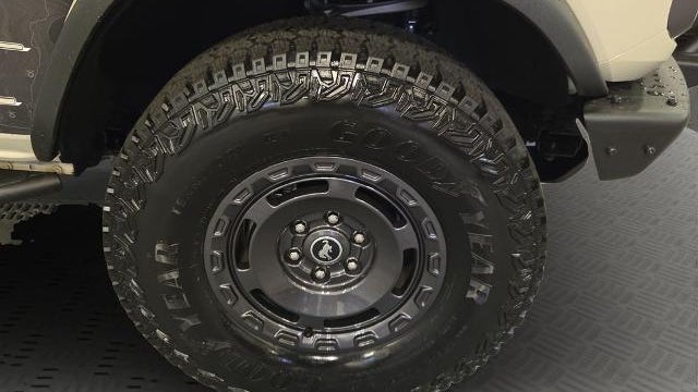 2022 Ford Bronco Base Advanced