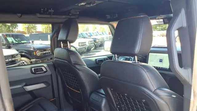 2023 Ford Bronco Base Advanced