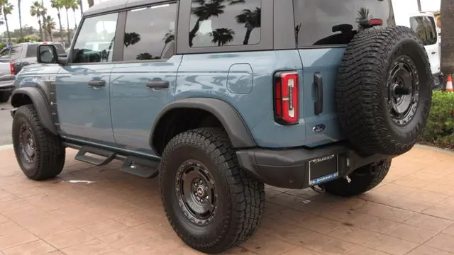 2022 Ford Bronco Base Advanced