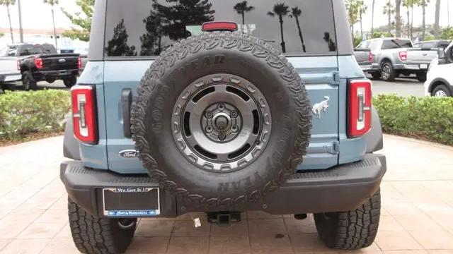 2022 Ford Bronco Base Advanced