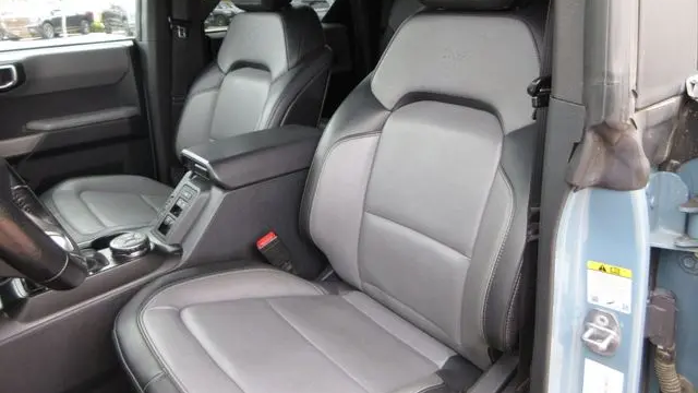 2022 Ford Bronco Base Advanced