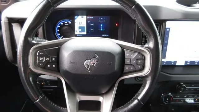 2022 Ford Bronco Base Advanced