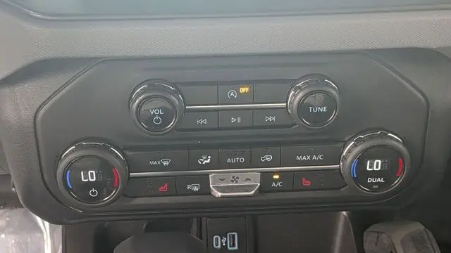 2023 Ford Bronco Base Advanced