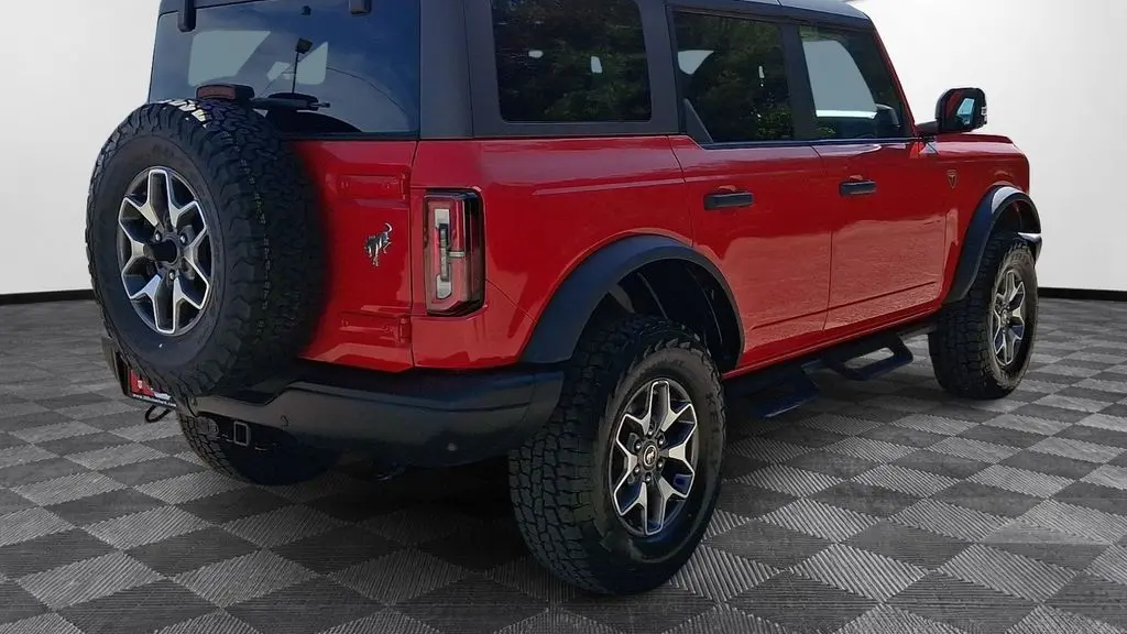2023 Ford Bronco Base Advanced