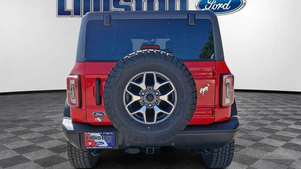 2023 Ford Bronco Base Advanced