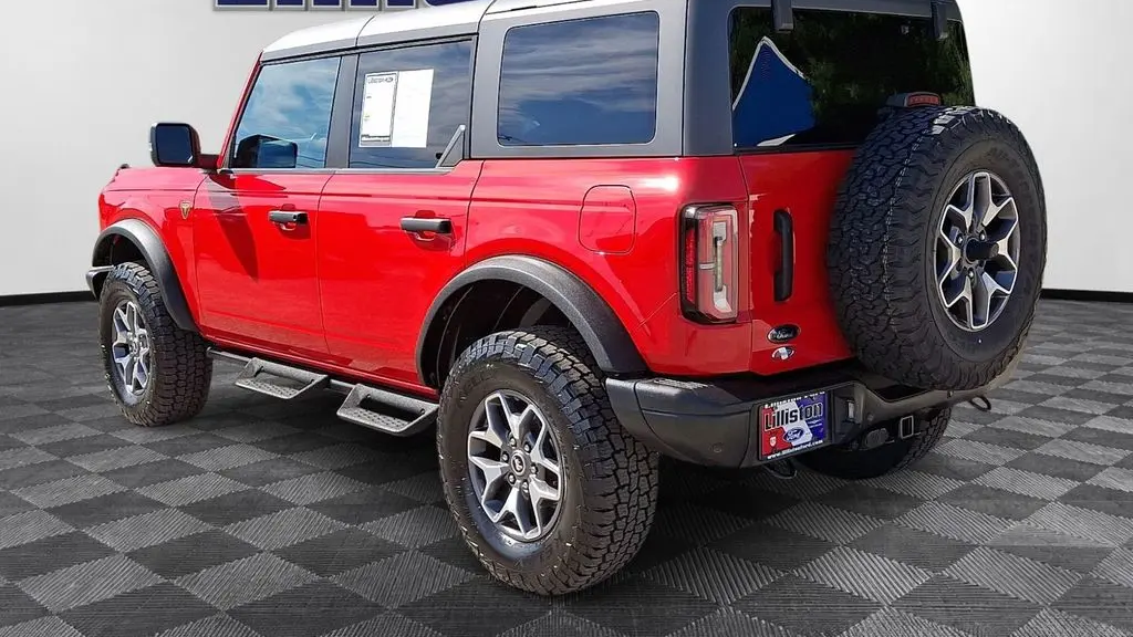 2023 Ford Bronco Base Advanced