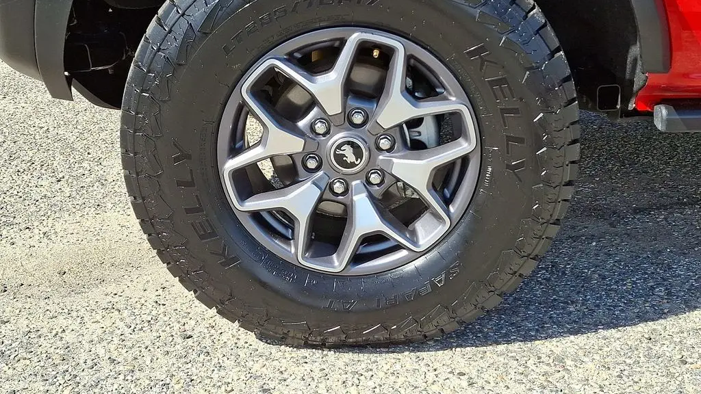 2023 Ford Bronco Base Advanced