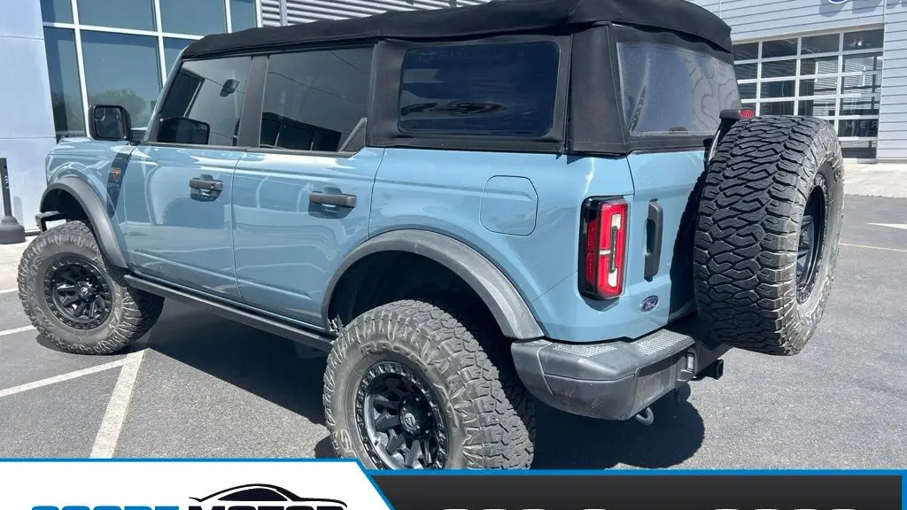 2022 Ford Bronco Base Advanced