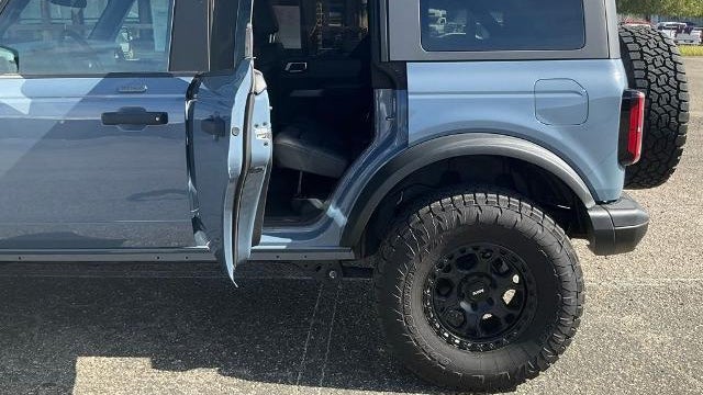 2023 Ford Bronco Base Advanced