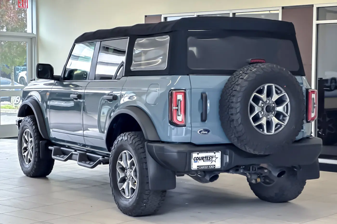 2022 Ford Bronco - $36,971