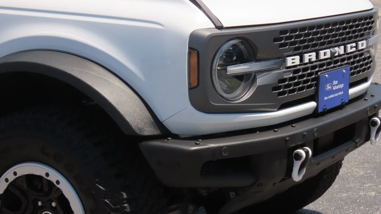 2023 Ford Bronco Base Advanced