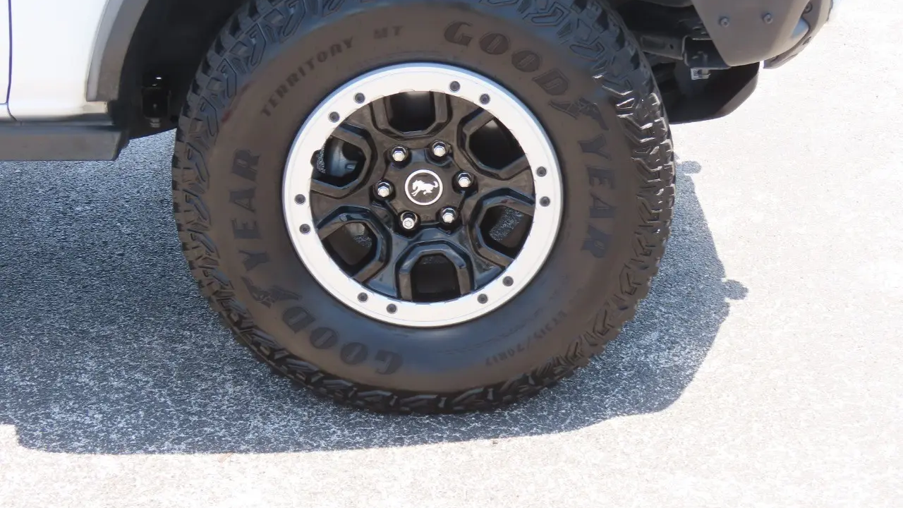 2023 Ford Bronco Base Advanced