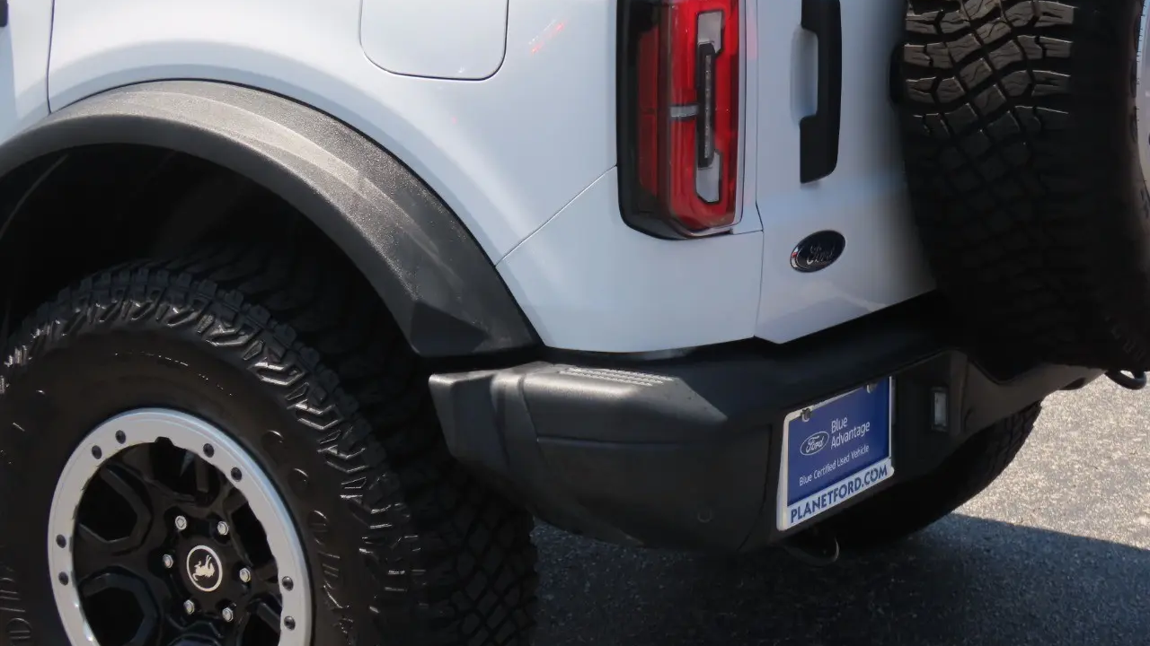 2023 Ford Bronco Base Advanced