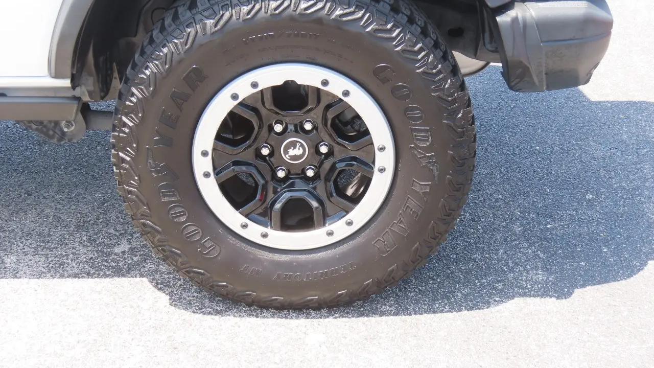 2023 Ford Bronco Base Advanced